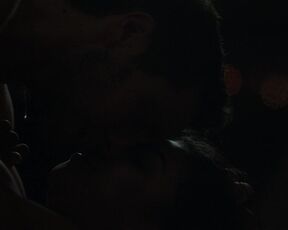 Sex Scene Kenza Fortas hot, Zahia Dehar sexy - L'air de la mer rend libre (2023)