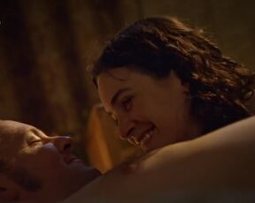 Sarah Haváčová topless - Metoda Markovič s01e04 (2024) Bedroom Scene