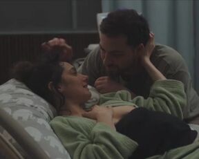 Sylvana Seddig naked - PUSH s01e02 (2024) childbirth scene