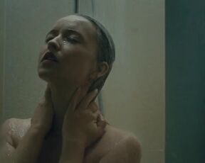 Cassandra Naud, Emily Tennant, Sara Canning - Influencer (2022) Hot bikini & Nude Sex movie scenes