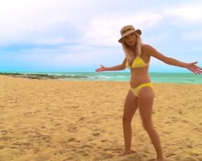 Nikki Osborne nude scene  - The Bush Blonde vs. The World (2022)