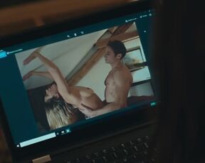 Ophélia Kolb sexy - Le torrent (2022) hot scenes