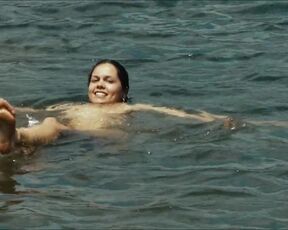 Olivia Côte, Délia Espinat-Dief - Pétaouchnok (2022) sexy episode