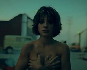 Susana Abaitua nude, Amparo Piñero Guirao hot - The Farads (2023) Season 01