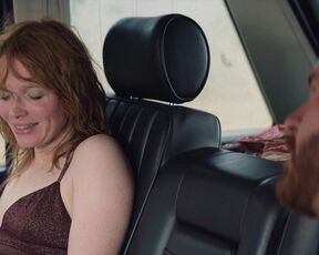 Karoline Herfurth sexy - Einfach mal was Schönes (2022) car sex scene