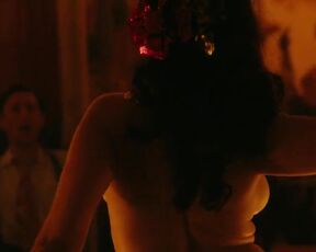 Violeta Valverde sexy - Living (2022) hot scenes