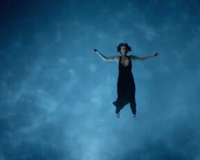 Rosanne Mulholland, Simone Iliescu - Liz's Wait (2022) hot scene