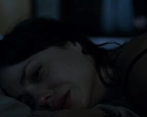 Rosanne Mulholland, Simone Iliescu - Liz's Wait (2022) hot scene