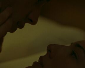 Candela González topless - Mi soledad tiene alas (2023)