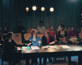 Aliki Hirsch sexy - Julia muss sterben (2021) hot cunnilingus episode (censored)