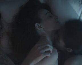 María Inés Pintado, Myriam Bravo topless - Un brillo de amor incomprensible (2022) sexy scene