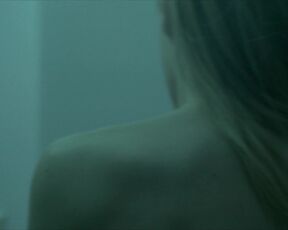 Aleksandra Rykowska - Kołysanka (2023) topless