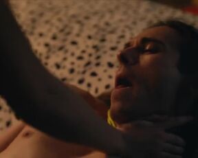 Helena Englert, Katarzyna Galazka sexy - Bring Back Alice s01e01-02 (2023) party and hot scenes