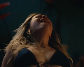 Helena Englert, Katarzyna Galazka sexy - Bring Back Alice s01e01-02 (2023) party and hot scenes