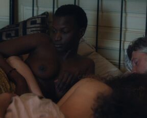 Annabelle Lengronne nude - Un petit frère (2022) topless scene