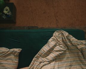 Emma Drogunova hot - Nichts, was uns passiert (2023) topless scenes (No boobs)