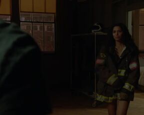 Miranda Rae Mayoo sexy - Chicago Fire s11e12 (2022) Hot Kiss