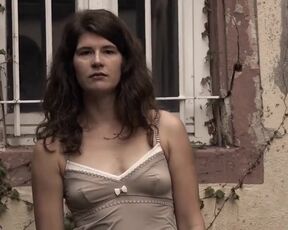 Marie Wuillème sexy - Un peignoir pour deux (2021) hot scenes