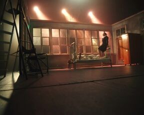 Aleksandra Batko hot - Komedianci, czyli Konrad nie żyje (2022)