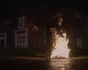 Zuria Vega nude - Las Pelotaris 1926 s01e07 (2023) Short Nudity Episode