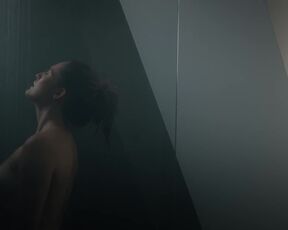 Emily Cox nude - Kleine Eheverbrechen (2023) short topless scene