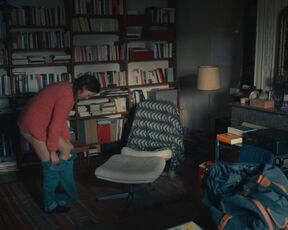 Vicky Krieps - Serre moi fort (2021) Nude Actress Scenes