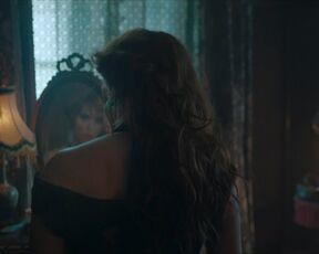 Julie De Bona - Les Combattantes s01e01-03 (2022) Topless Scene from the movie