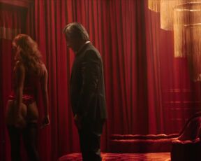 Júlia Palha sexy - O Clube s04e03 (2023) Hot TV Scenes