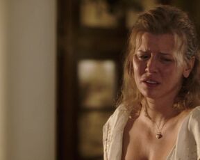 Eva Habermann, Caroline Hartig, Lilly Liefers, Emma Schweiger - Die wahre Schönheit (2021) Hot Video