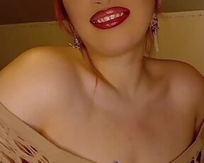 Latina MILF shows her tits in fetish dress