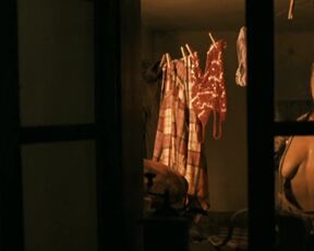 Simona Stoicescu, Ioana Barbu - Daca Bobul nu Moare (2010) topless scenes