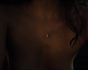 Ariel Ash, Erinn Holmes, Kimberly Chesser, Tara Summers, Juani Feliz, Jhordan Munn - Fleishman Is in Trouble (2022) s01,e01,02