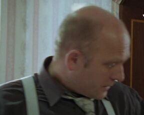 Katarzyna Smiechowicz - Sukces (1995) topless scene