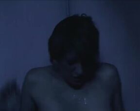 Valeria Bruni-Tedeschi - Crustaces et coquillages (2005) naked movie scene