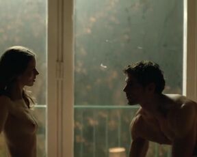 Alice Dwyer – Im Alleingang Elemente des Zweifels (2012) naked movie scene