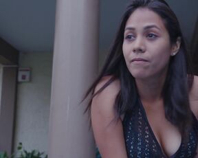 Natali Zegarra sex - Fumos (2019) Hot Bikini