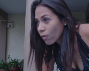 Natali Zegarra sex - Fumos (2019) Hot Bikini