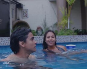 Natali Zegarra sex - Fumos (2019) Hot Bikini