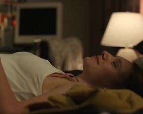 Sasha Frolova - Little America (2022) s02e05  nude scene