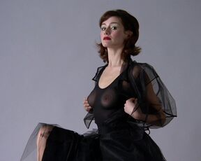 Emily Mortimer - Lovely _ Amazing (2001) naked scene