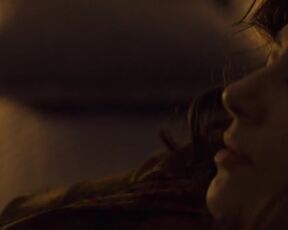 Maria Bopp, Paulina Gaitán sex - El Presidente (2020)  s01-e03,05,06