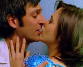 Leticia Dolera – Semen, una historia de amor (2005) topless scenes