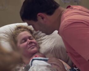 Amy Schumer hot - Expecting Amy (2020) Episode-03