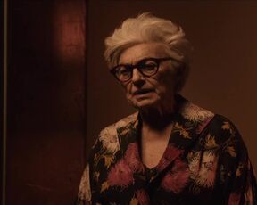 Irene Della Casa sex - Breaking Even (2020) s01-e05