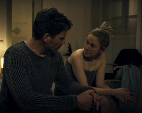 Marlene Morreis nackte -Der Dänemark-Krimi Rauhnächte (2021)