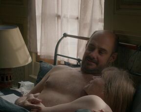 Isabelle Carré sexy - La dégustation (2022) bedclothes-covered scene