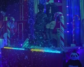 Dora Madison, Riley Dandy - Christmas Bloody Christmas (2022) Sexy Scene