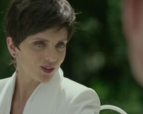 Megan Montaner nude - 30 Coins (30 Monedas) s02e02 (2023) CloseUp Sex Short Scene