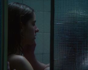 Nathalie Morris, Hannah Lynch sexy - Petrol (2022) hot scenes