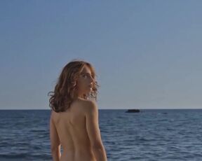 Jennifer Lawren nude, Saida Benza sex, Isa Feliu naked - Heart (2023)